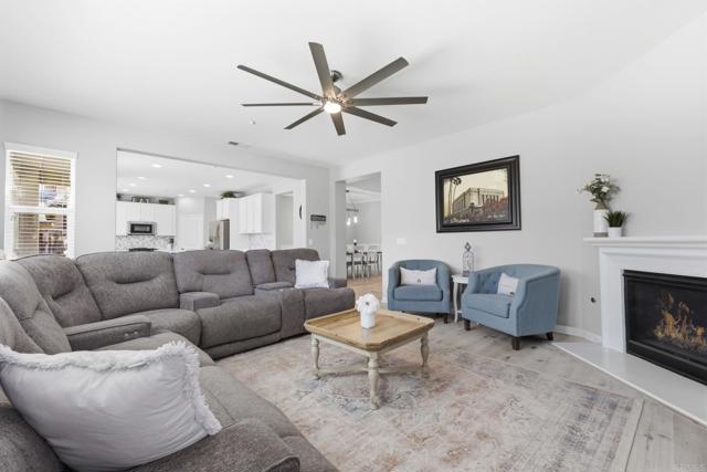 Detail Gallery Image 16 of 64 For 3031 Finley Pl, Escondido,  CA 92027 - 4 Beds | 3 Baths