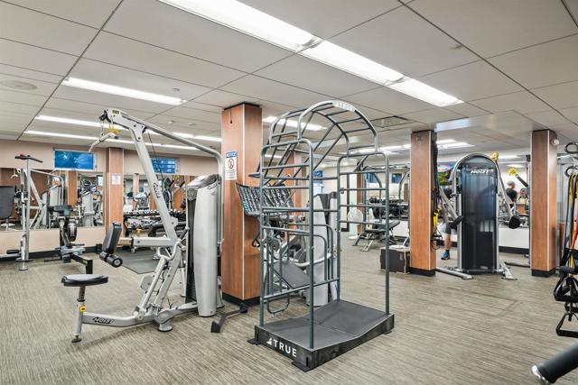 1770 Avenida del Mundo, Coronado CA: https://media.crmls.org/mediaz/2762de69-f966-4532-a1ed-66e965e857e5.jpg