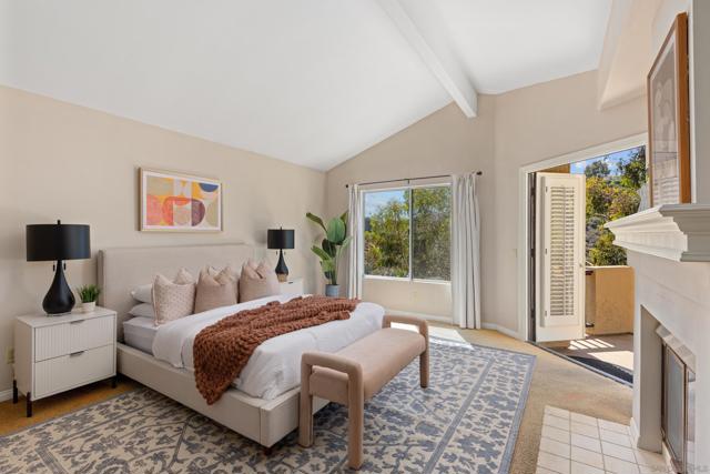 1466 Caminito Solidago, La Jolla CA: https://media.crmls.org/mediaz/276379ec-2886-4f00-abaf-68d884305efc.jpg