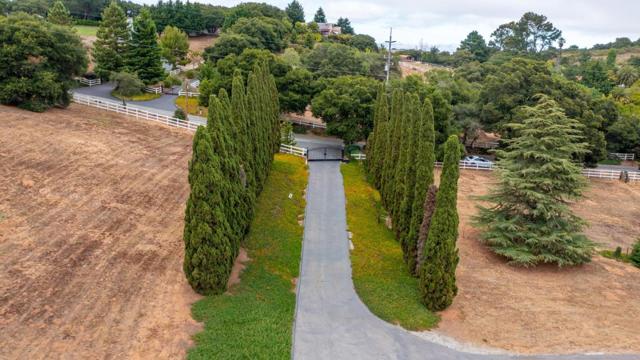 475 Brown Road, San Juan Bautista CA: https://media.crmls.org/mediaz/2763b18c-f5d9-4874-b37a-fe33a720aee5.jpg
