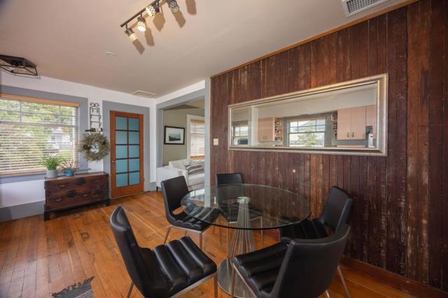 895 Main Street, Half Moon Bay CA: https://media.crmls.org/mediaz/2763cb80-9344-4ca7-a4d8-67886d2ec521.jpg