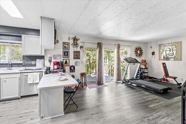 17617 Pond Derosa, Salinas CA: https://media.crmls.org/mediaz/27652a1b-02ca-4fec-b602-09de6b74dc33.jpg