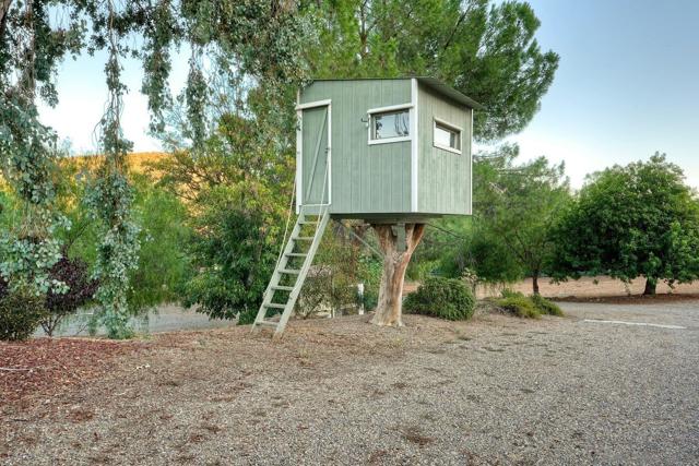 23003 Arjo Lane, Ramona, California 92065, 3 Bedrooms Bedrooms, ,2 BathroomsBathrooms,Single Family Residence,For Sale,Arjo Lane,250040733SD