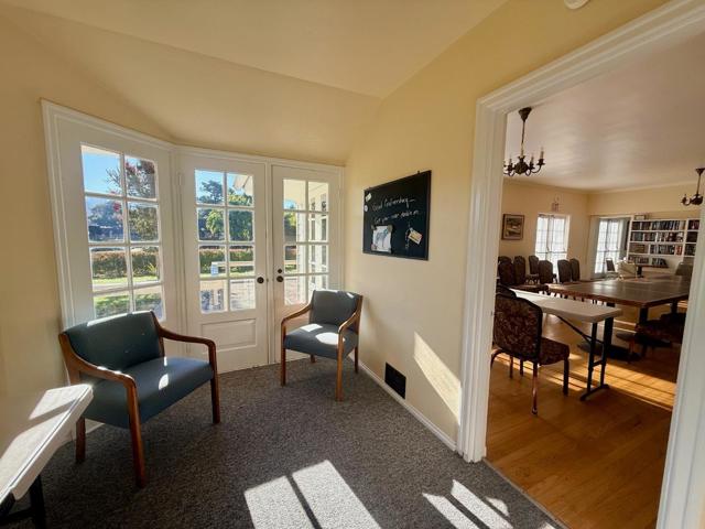 23799 Slns-Mty Highway, Salinas CA: https://media.crmls.org/mediaz/2765ba59-18dd-415c-8047-98e53d51f8b1.jpg