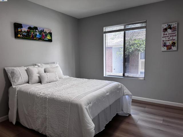 2755 Country Drive, Fremont CA: https://media.crmls.org/mediaz/2769e112-9244-441d-8d6a-dc800613cee6.jpg