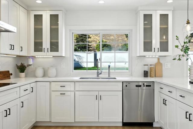 7528 Phinney Place, San Jose CA: https://media.crmls.org/mediaz/276ad358-526d-4bb9-80b3-6ebeb9cf1e33.jpg