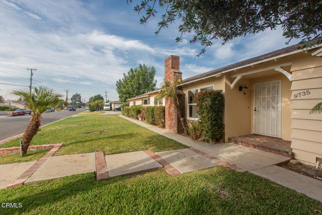 Detail Gallery Image 3 of 22 For 9735 Broadway, Temple City,  CA 91780 - 3 Beds | 1/1 Baths