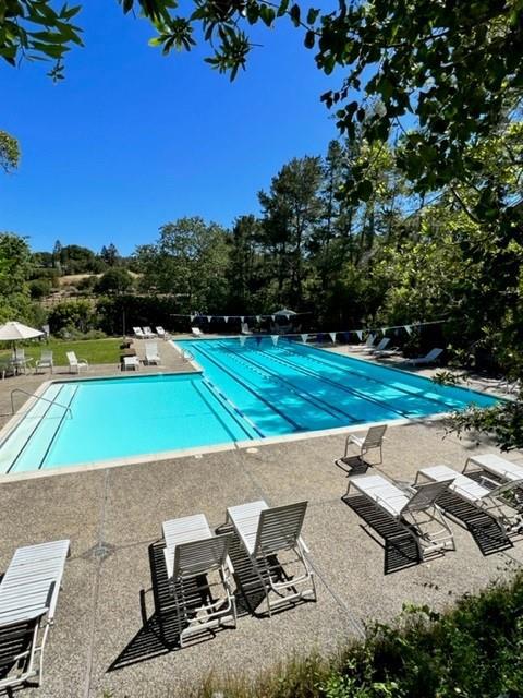 11 Hawk View, Portola Valley CA: https://media.crmls.org/mediaz/276c8968-1b14-472f-af6d-5a4a75c02d64.jpg