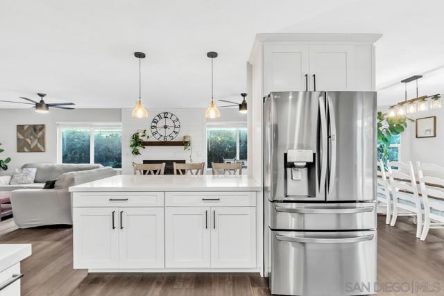 13551 Brett Harte, Lakeside CA: https://media.crmls.org/mediaz/276dbc45-c0a9-45d3-8777-3220310e470c.jpg