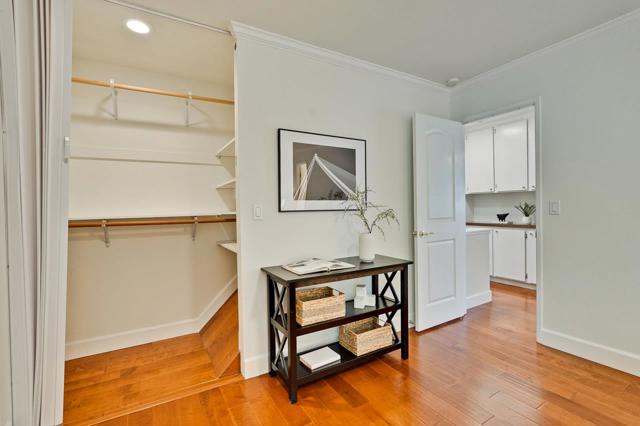 535 Boxleaf Court, San Jose CA: https://media.crmls.org/mediaz/276de116-a4e8-4901-bc62-085b730b1b19.jpg