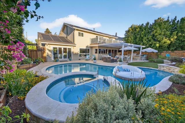 6575 Jeremie Drive, San Jose CA: https://media.crmls.org/mediaz/276e20f4-fd68-41cf-8c91-f3dce606de2d.jpg
