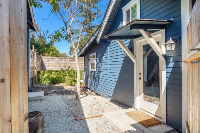 1124 Laurel Street, Santa Cruz CA: https://media.crmls.org/mediaz/276e677d-f887-4e99-b1aa-3668f11b906f.jpg