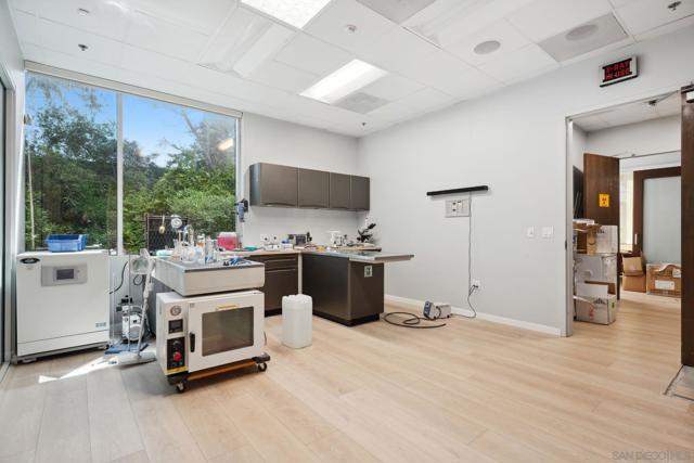 11189 Sorrento Valley Rd, San Diego CA: https://media.crmls.org/mediaz/276ed66e-d60a-4398-ad65-c0b67bb1836d.jpg