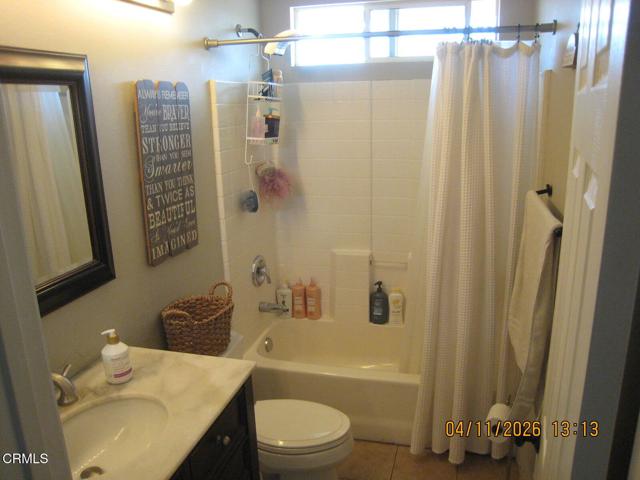 Image 20 of 29 For 922 Hinckley Lane