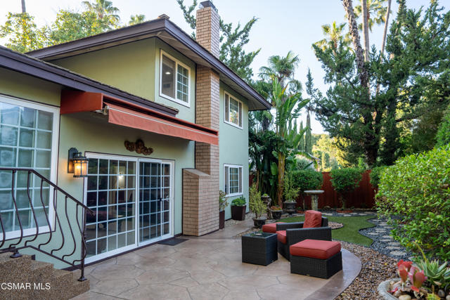 1694 Margate Place, Westlake Village CA: https://media.crmls.org/mediaz/27703f3a-e2c8-4a22-aefa-8101f4216155.jpg