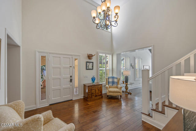 1732 Crooked Trail Place, Westlake Village CA: https://media.crmls.org/mediaz/2770749c-407b-4e70-a57d-a0382bcf823c.jpg