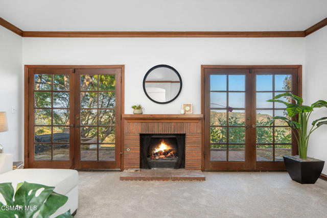 2457 Angelo Drive, Los Angeles CA: https://media.crmls.org/mediaz/2770df4a-7dea-411b-bdf8-549b1e71a8fa.jpg
