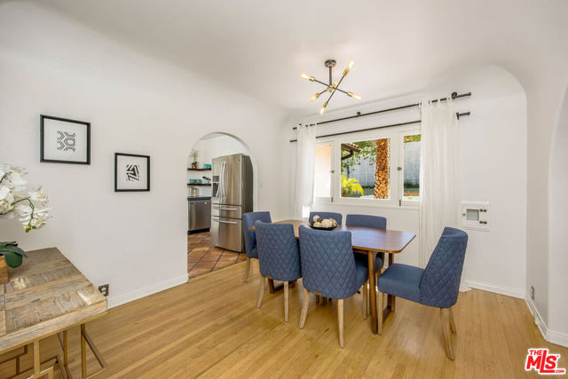 3720 Tuller Avenue, Los Angeles CA: https://media.crmls.org/mediaz/277198a3-a3d1-4731-b4e4-2a4d33933a02.jpg