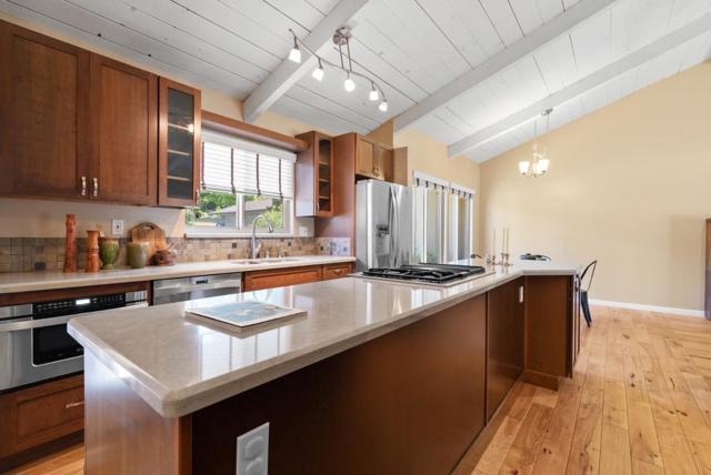 238 E Hilton Drive, Boulder Creek CA: https://media.crmls.org/mediaz/27730037-edb4-46b2-b31f-5d4a722e75c2.jpg