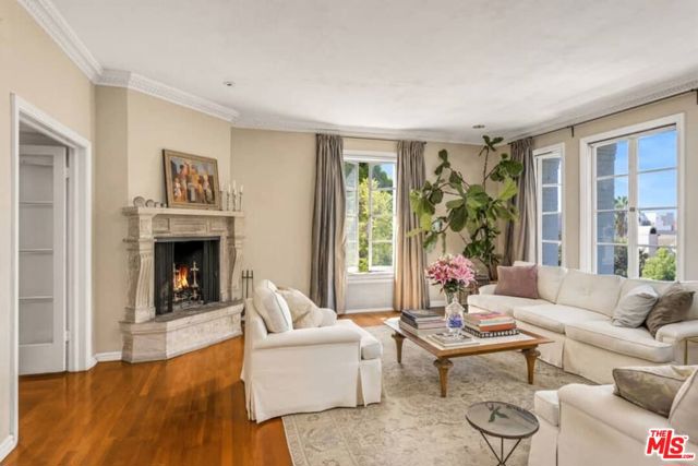 1416 Havenhurst Drive, West Hollywood CA: https://media.crmls.org/mediaz/277442f2-f8b9-47a5-bc90-1d2cf7251f8d.jpg