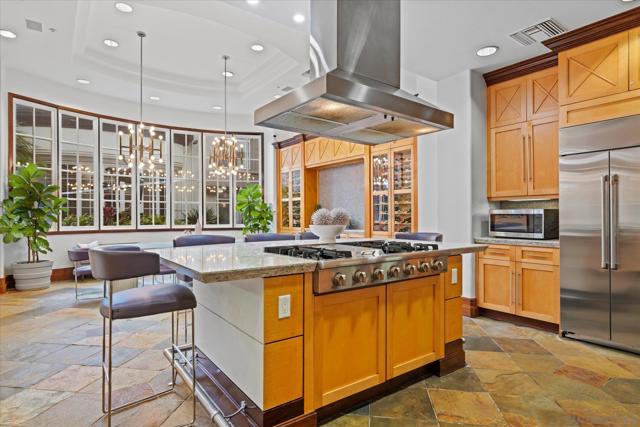 9237 Regents Rd., La Jolla CA: https://media.crmls.org/mediaz/27759d31-6765-4440-9d9f-fa501c4b9ae4.jpg
