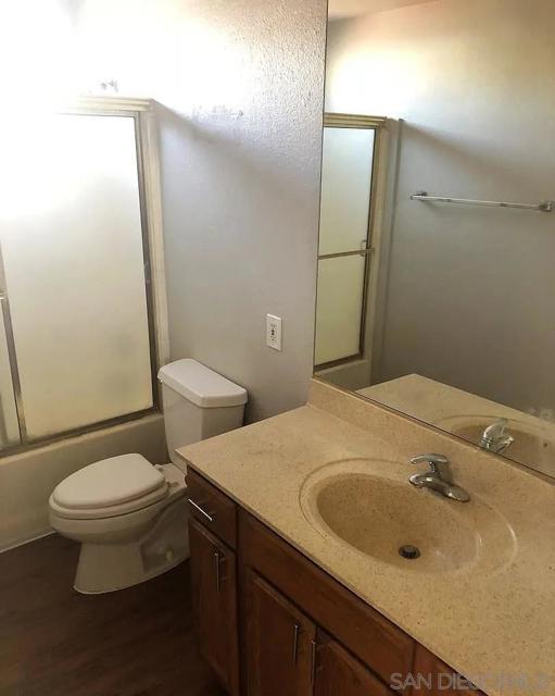 6130 42 Horton Drive, La Mesa CA: https://media.crmls.org/mediaz/2776ea72-acf3-4a16-a268-ac734d9aec76.jpg