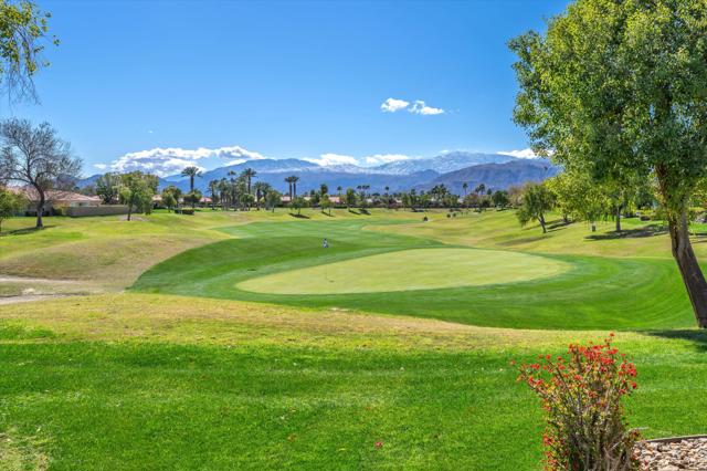 57 Pine Valley Drive, Rancho Mirage CA: https://media.crmls.org/mediaz/27771032-46e7-4458-a567-03fcb5eab31a.jpg