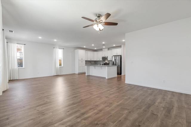 Image 12 of 48 For 9969 Wagoner Way