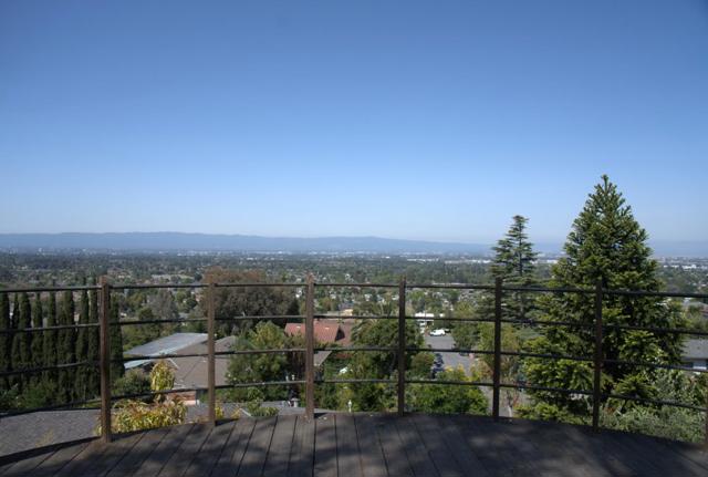 3462 Outlook Court, San Jose CA: https://media.crmls.org/mediaz/2779f42d-50d6-41b8-8b0c-9f063b37c344.jpg