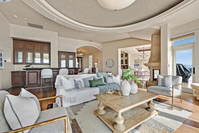 797 Las Olas Dr, Aptos CA: https://media.crmls.org/mediaz/277aceb3-94b7-4b54-86b1-d4c3b1f1a2ad.jpg