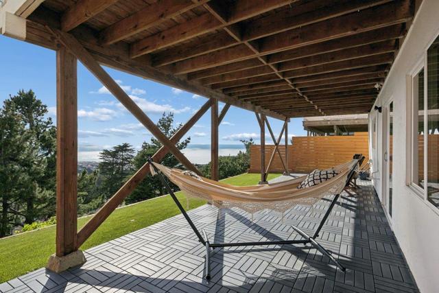 170 Beachview Avenue, Pacifica CA: https://media.crmls.org/mediaz/277b4fa4-f5bd-4f34-a1ed-7198494fcbc8.jpg