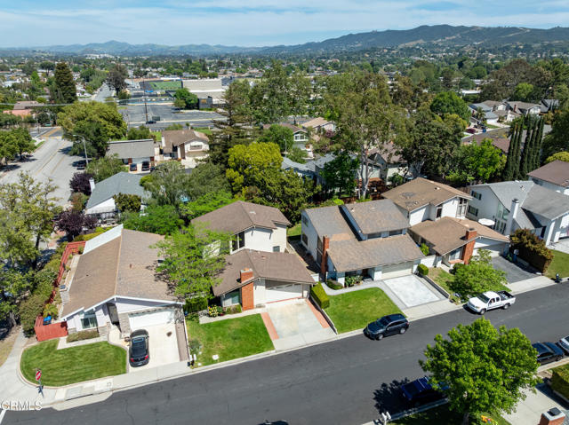 Detail Gallery Image 21 of 27 For 686 Martinique Pl, Newbury Park,  CA 91320 - 4 Beds | 3 Baths