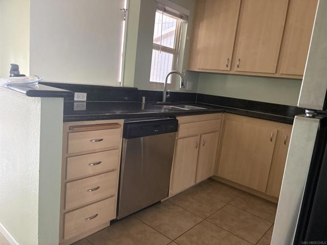 5962 Rancho Mission RD, San Diego CA: https://media.crmls.org/mediaz/277d32a3-c27c-434f-a37b-caa1e9144476.jpg