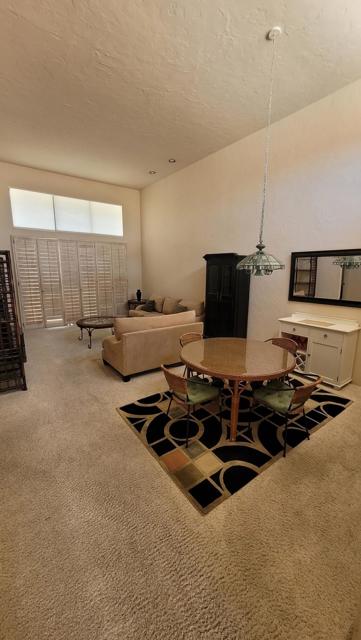 54673 Oakhill, La Quinta CA: https://media.crmls.org/mediaz/277d7f94-cc46-4bd1-ab32-68a74ca5b3ee.jpg