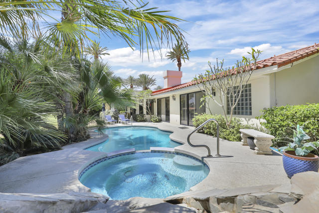 79122 Starlight Lane, Bermuda Dunes CA: https://media.crmls.org/mediaz/277df0f9-59d7-4302-9ab3-c6d94d49154c.jpg