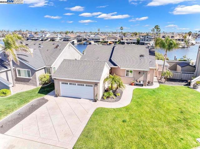 1864 Dune Point Way, Discovery Bay CA: https://media.crmls.org/mediaz/277e412a-5398-4954-a46d-a23bb7f61dfe.jpg