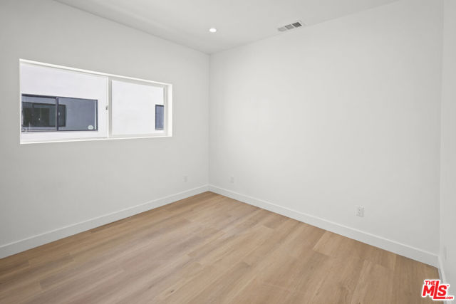 11010 Hortense Street, North Hollywood CA: https://media.crmls.org/mediaz/277e41ef-1bd9-4538-9468-f3c49889f766.jpg