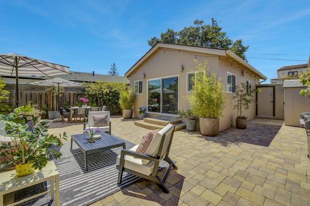 500 South Road, Belmont CA: https://media.crmls.org/mediaz/277ef824-575c-4f3a-bcc2-4f6b0e8ff154.jpg
