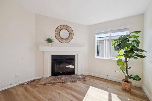 2711 Mar Vista Dr, Aptos CA: https://media.crmls.org/mediaz/277fb1f3-331a-461c-8e02-9c12f0b9c46b.jpg