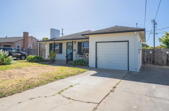 228 Toyon Avenue, Salinas CA: https://media.crmls.org/mediaz/278070e3-8470-41d7-afdf-f6bfc53317ec.jpg