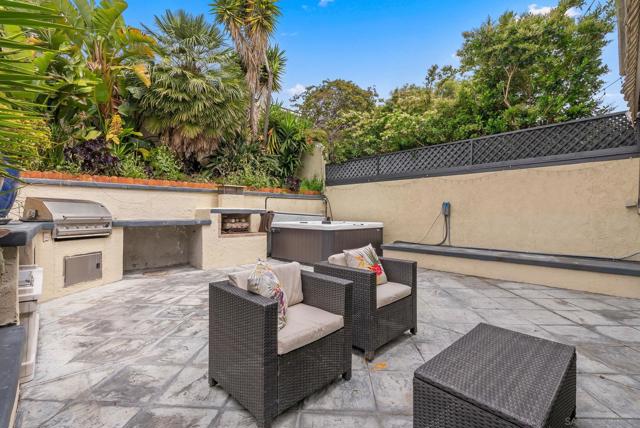 3535 Columbia St, San Diego CA: https://media.crmls.org/mediaz/2782b143-07c6-4210-a35f-3cf4fe2dbc8b.jpg