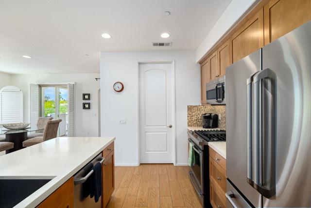 374 Terra Vita, Palm Springs CA: https://media.crmls.org/mediaz/2783611a-7e24-49e0-8059-32f3a1c8cb72.jpg