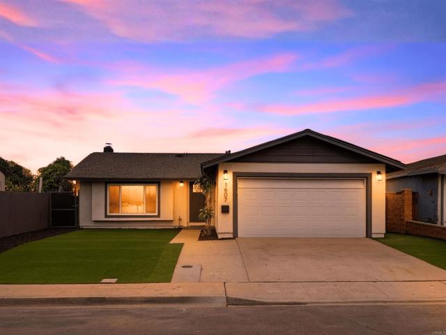 Detail Gallery Image 2 of 47 For 1607 Bubbling Well Dr, San Diego,  CA 92154 - 5 Beds | 3 Baths