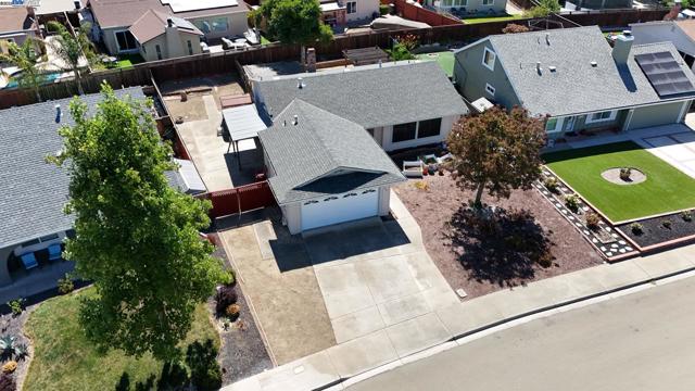 676 Colusa Way, Livermore CA: https://media.crmls.org/mediaz/2784b7cd-e1be-4192-9a49-c7daca66ef07.jpg