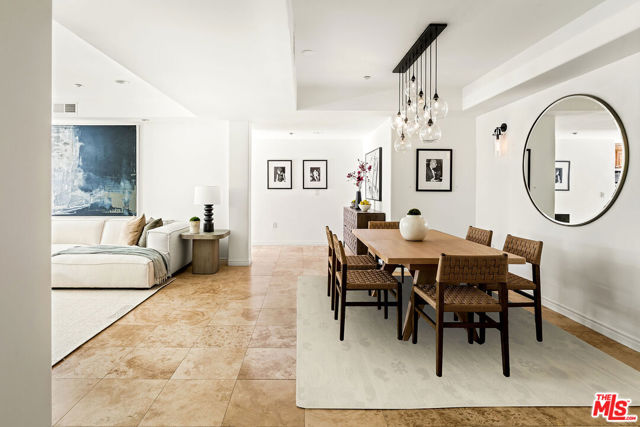 11633 Chenault Street, Los Angeles CA: https://media.crmls.org/mediaz/27851836-ce98-480f-9eb9-079b369d9d28.jpg