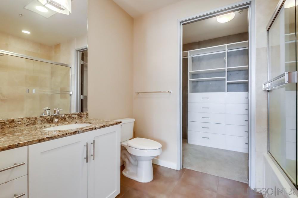 MLS #250035729SD img 23