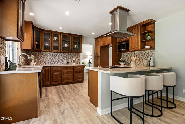 2365 Henrietta Avenue, La Crescenta CA: https://media.crmls.org/mediaz/2786954f-4547-4a20-88ed-99f060f6a1b9.jpg