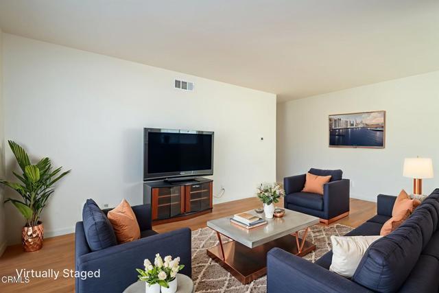 Detail Gallery Image 12 of 28 For 1667 Calle Zafiro, Thousand Oaks,  CA 91320 - 2 Beds | 1 Baths