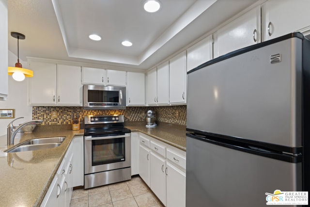280 S Avenida Caballeros #108, Palm Springs, CA 92262