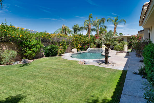 12 Varsity Circle, Rancho Mirage CA: https://media.crmls.org/mediaz/27882bf0-bab6-4f1b-bec6-067ab7967fdd.jpg